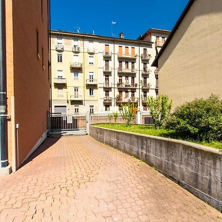 Come Casa Like Home Apartment With Parking Турин Экстерьер фото