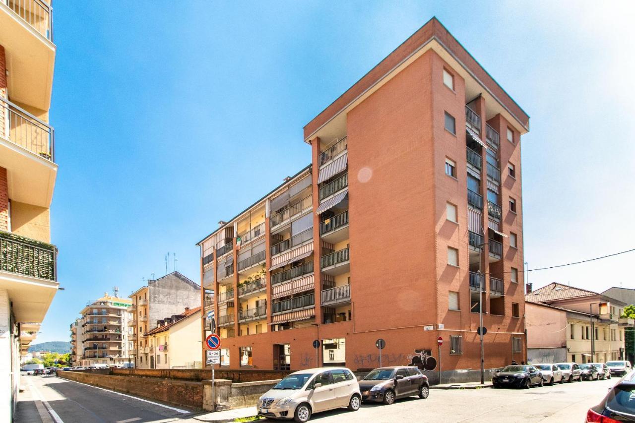 Come Casa Like Home Apartment With Parking Турин Экстерьер фото