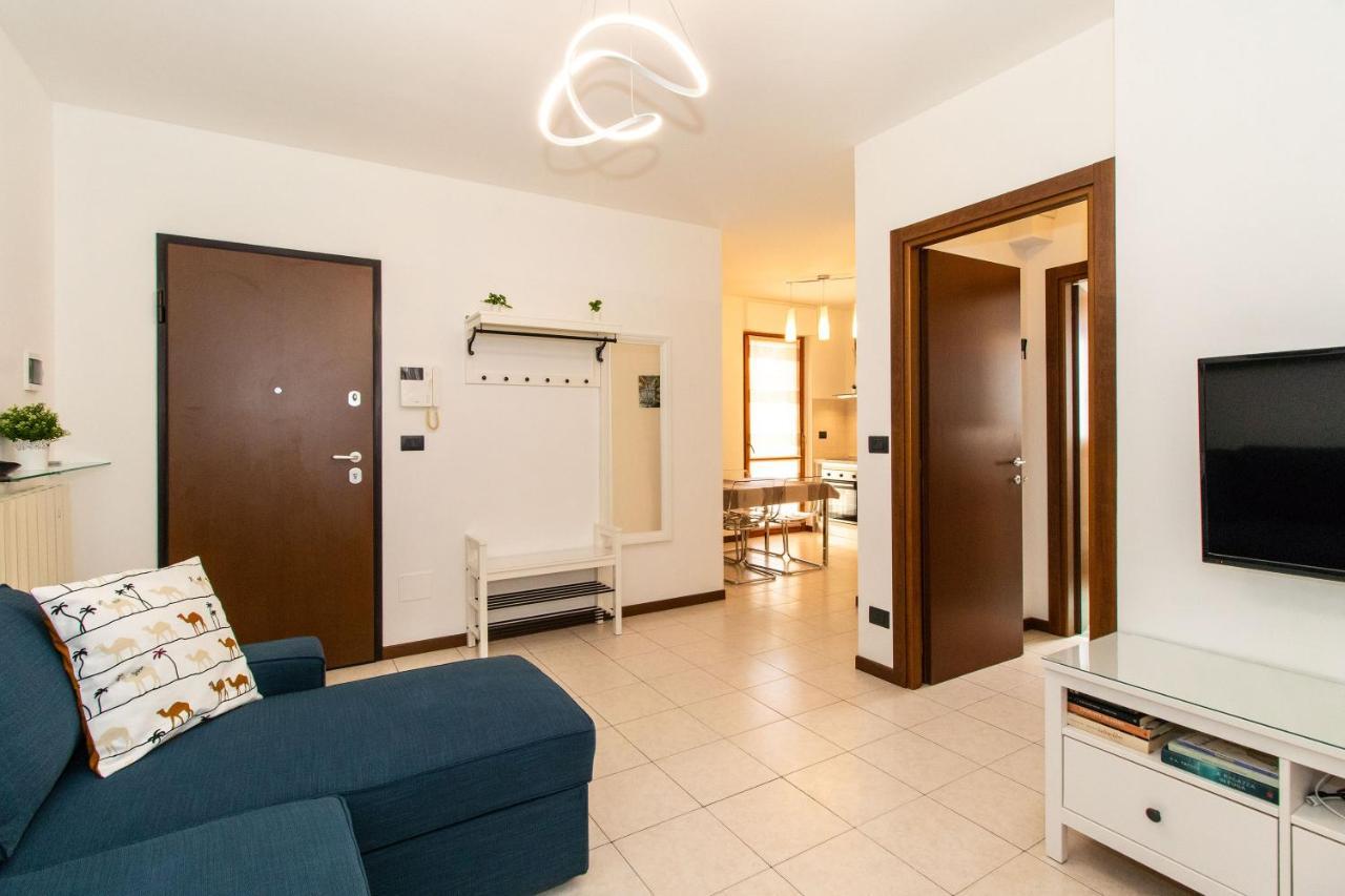 Come Casa Like Home Apartment With Parking Турин Экстерьер фото