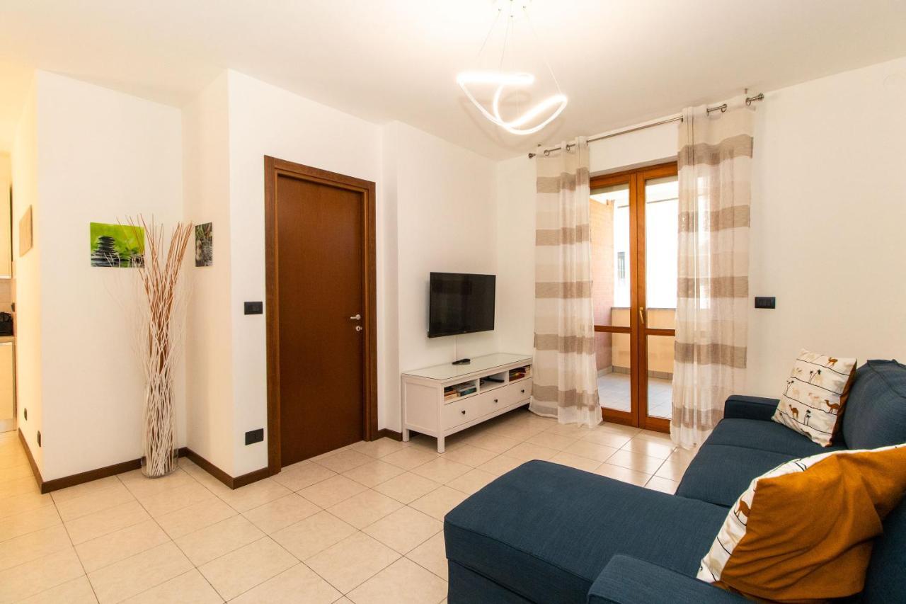 Come Casa Like Home Apartment With Parking Турин Экстерьер фото