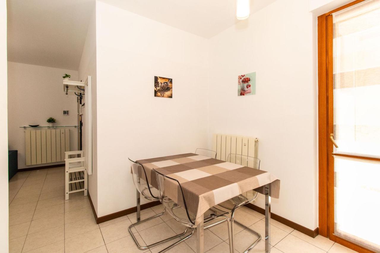 Come Casa Like Home Apartment With Parking Турин Экстерьер фото